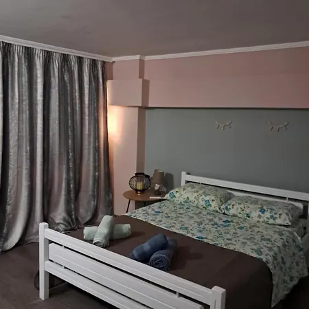 Double-v Διαμέρισμα